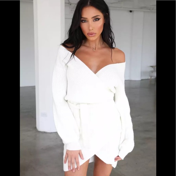 RESERVED 4 @itsselyo Parellel Wrap Mini Dress - Picture 6 of 9